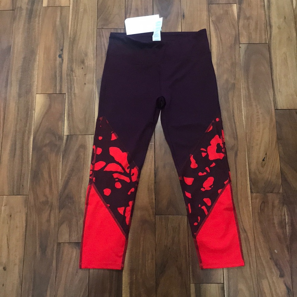 NEW Fabletics “Brogan Capri”
